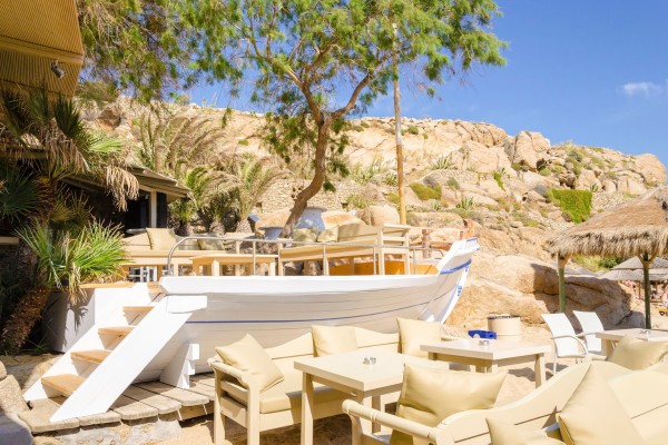 Besuche Super Paradise Beach in deinem Mykonos Urlaub