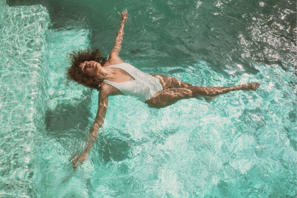 Entspanne dich im Pool in den schönsten Ferienhäusern Kroatiens