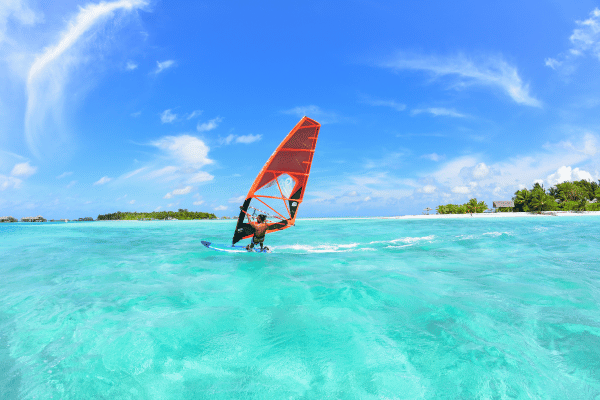 Plane deinen Urlaub auf den Malediven zur besten Reisezeit