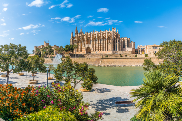 Verbringen einen Urlaub im Mai auf Mallorca günstig mit Travioro