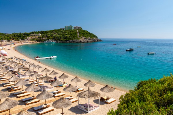 Die Albanische Riviera ist immer eine Reise wert