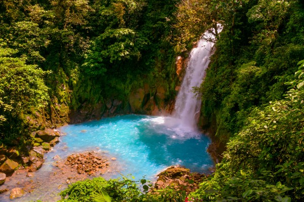 Entdecke strömende Wasserfälle in Costa Rica