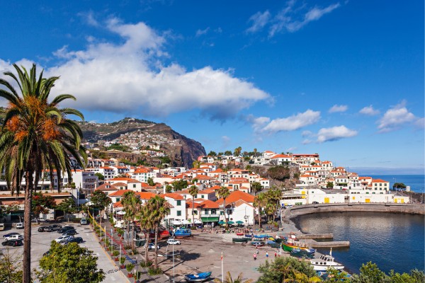 Spaziere im Madeira Urlaub durch das charmante Fischerdorf Camara de Lobos 