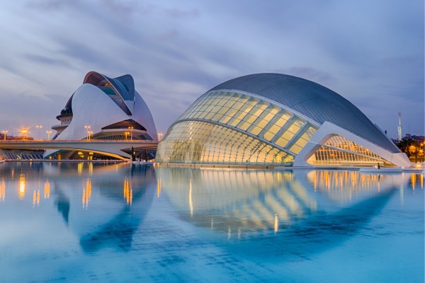 Städtereisen sind perfekt für den Urlaub in Spanien