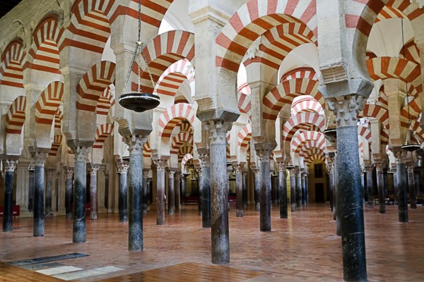 Die Mezquita in Cordoba ist eine der schönsten Sehenswürdigkeiten im Spanien Urlaub
