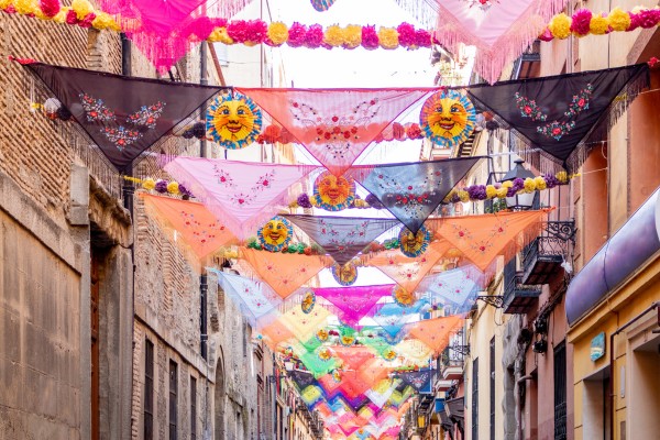 Entdecke Spaniens Kultur und erlebe einen traumhaften Urlaub in Spanien mit Travioro