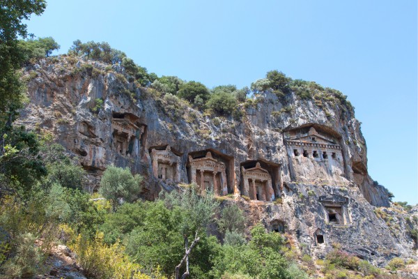 Bestaune die beeindruckenden Felsengräber im Urlaub in Dalyan
