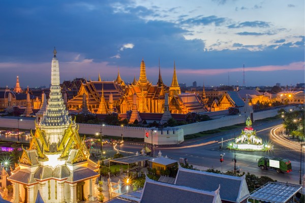 Auf deiner Thailand Reise erwarten dich wunderschöne Tempel, wie der Wat Phra Kaew